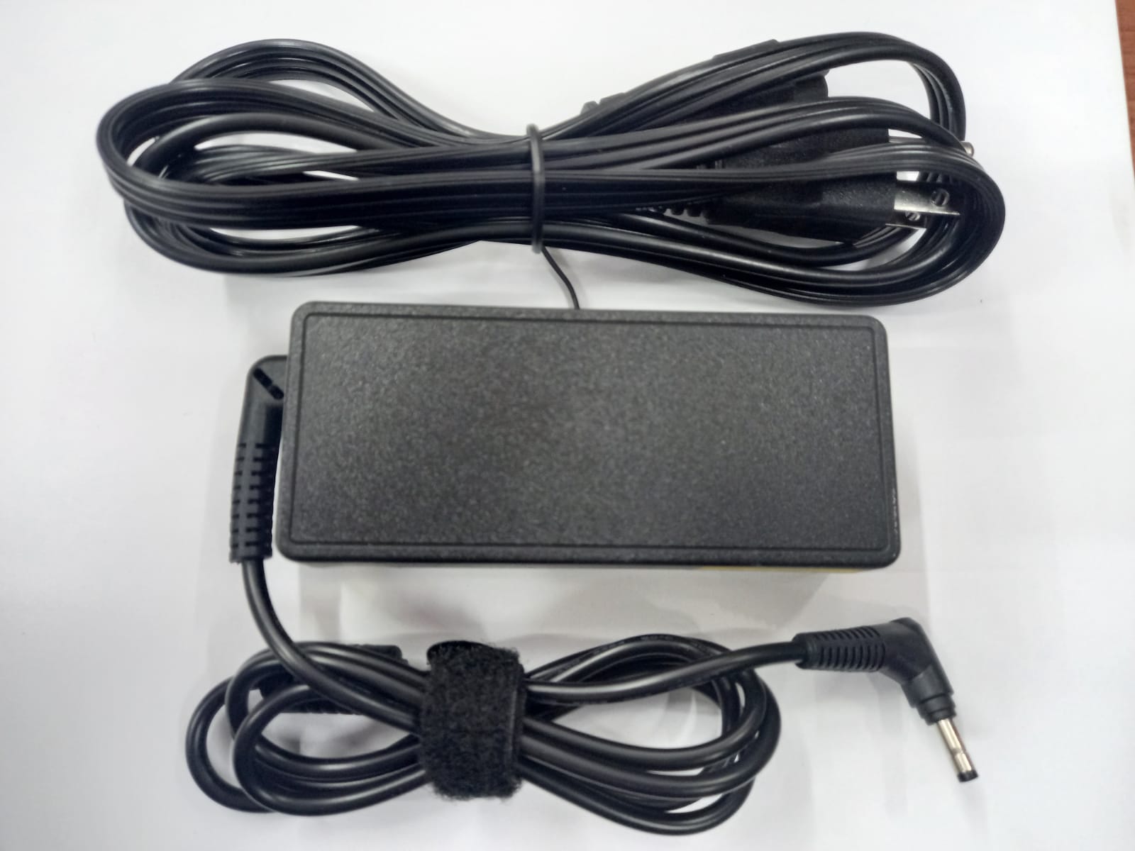 Cargador Lenovo Ideapad S145-14 pulgadas 20v 2.25a 45w - Imagen 4