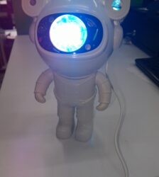 Proyector astronauta con sonido